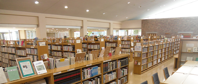 嘉穂図書館
